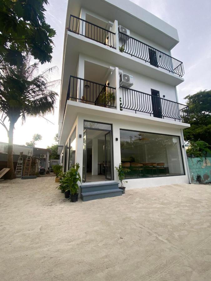 Kunaa Beach Inn Fulidhoo Exterior photo